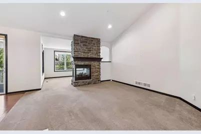 8652 Lake Riley Drive, Chanhassen, MN 55317 - Photo 14