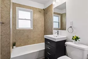 1087 Western Ave N, Saint Paul, MN 55117 - Photo 12