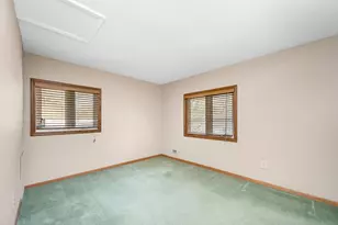 10644 Wellington Ln N, Maple Grove, MN 55369 - Photo 20