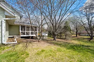 10644 Wellington Ln N, Maple Grove, MN 55369 - Photo 26