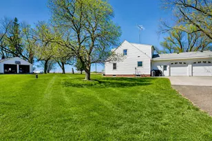 14700 235th Ave, New Richland, MN 56072 - Photo 4