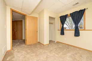 433 Braeburn Dr, Shakopee, MN 55379 - Photo 26