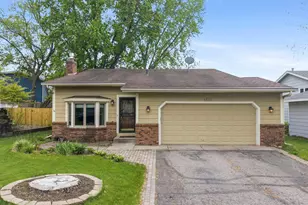 4385 W 140th St, Savage, MN 55378 - Photo 2