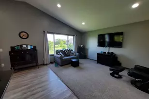 822 Deer Path, Montgomery, MN 56069 - Photo 28
