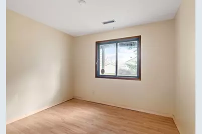 13573 Everton Avenue, Apple Valley, MN 55124 - Photo 18