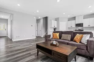 5092 Stable View Dr, Woodbury, MN 55129 - Photo 8