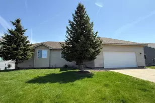 211 Fischer St NW, Montgomery, MN 56069 - Photo 1