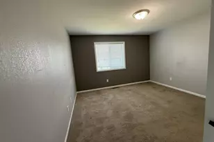 211 Fischer St NW, Montgomery, MN 56069 - Photo 14