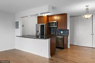 410 Groveland Ave, Minneapolis, MN 55403 - Photo 6