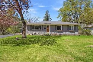8508 Quinn Ave S, Bloomington, MN 55437 - Photo 2