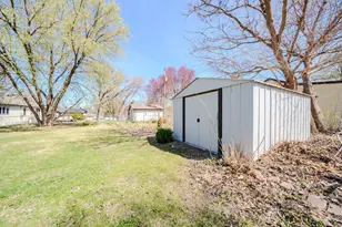 4530 Colorado Ave N, Crystal, MN 55422 - Photo 28