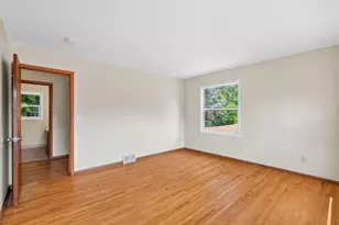 1715 37th Ave NE, Columbia Heights, MN 55421 - Photo 14