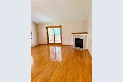 736 E Nicollet Boulevard, Burnsville, MN 55337 - Photo 10