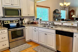736 E Nicollet Blvd, Burnsville, MN 55337 - Photo 4