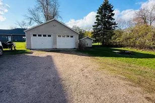 8540 1st Ave W, Clear Lake, MN 55319 - Photo 18