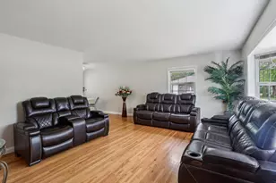 2016 W 90th St, Bloomington, MN 55431 - Photo 10