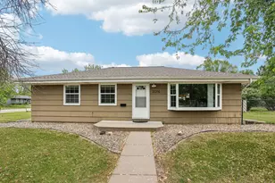 2016 W 90th St, Bloomington, MN 55431 - Photo 6