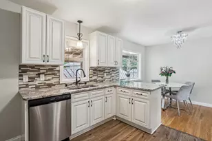 2016 W 90th St, Bloomington, MN 55431 - Photo 14
