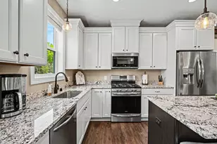 14046 Burgundy Ave, Rosemount, MN 55068 - Photo 12