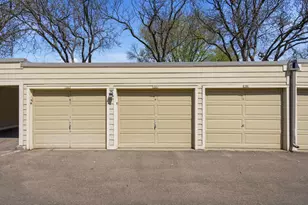 7313 W Franklin Ave, Saint Louis Park, MN 55426 - Photo 24