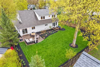 225 Broadway Avenue N, Wayzata, MN 55391 - Photo 36