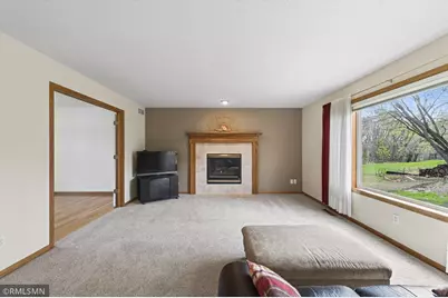 8549 Woodland Curve, Saint Bonifacius, MN 55375 - Photo 10