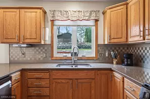 8549 Woodland Curve, Saint Bonifacius, MN 55375 - Photo 14