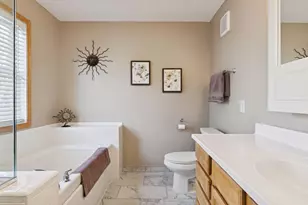 10756 Falling Water Ln, Woodbury, MN 55129 - Photo 22
