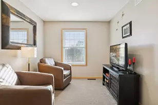 10756 Falling Water Ln, Woodbury, MN 55129 - Photo 18