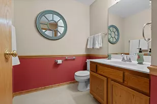 3825 Linden Ave, White Bear Lake, MN 55110 - Photo 16