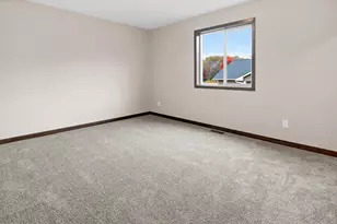 2566 Topaz St, Saint Augusta, MN 56301 - Photo 14