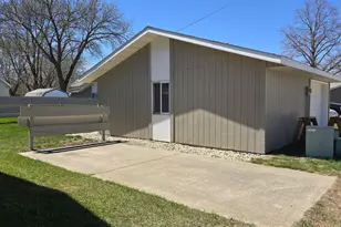 116 S 5th St, Marshall, MN 56258 - Photo 4