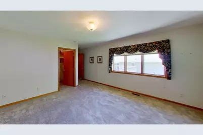 116 S 5th Street, Marshall, MN 56258 - Photo 24
