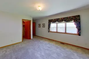 116 S 5th St, Marshall, MN 56258 - Photo 24