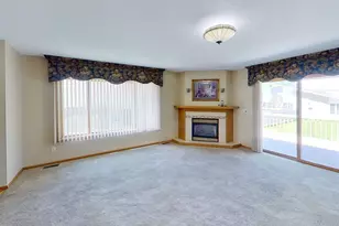 116 S 5th St, Marshall, MN 56258 - Photo 14