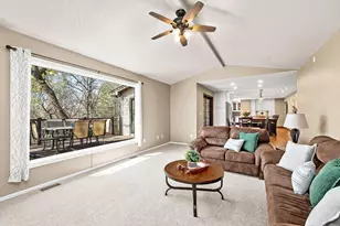 1110 105th St W, Inver Grove Heights, MN 55077 - Photo 14