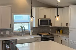 603 Stonegate Cir, Waconia, MN 55387 - Photo 2