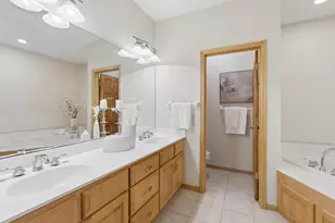 18225 39th Ave N, Plymouth, MN 55446 - Photo 24