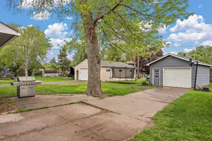 550 W 4th St, Rush City, MN 55069 - Photo 22