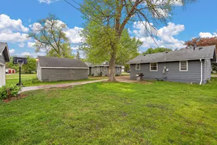 550 W 4th St, Rush City, MN 55069 - Photo 20
