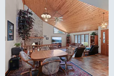 65 Logan Avenue E, West Saint Paul, MN 55118 - Photo 8