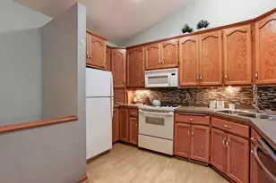 6303 Cavell Ct, Brooklyn Park, MN 55428 - Photo 4
