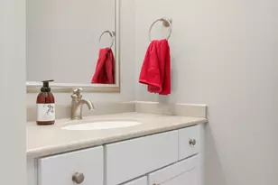 17710 Valley Cove Ct, Wayzata, MN 55391 - Photo 16