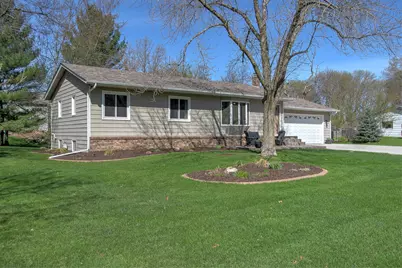 3125 Kenwood Street S, Cambridge, MN 55008 - Photo 1