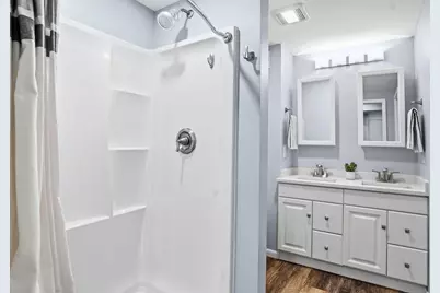 4916 Overlook Drive, Bloomington, MN 55437 - Photo 32