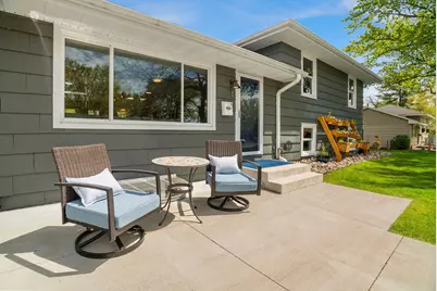 4916 Overlook Drive, Bloomington, MN 55437 - Photo 2