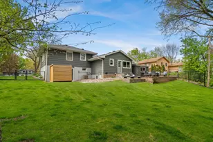 4916 Overlook Dr, Bloomington, MN 55437 - Photo 42