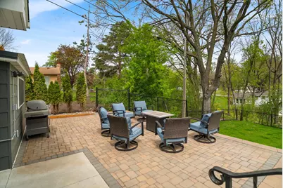 4916 Overlook Drive, Bloomington, MN 55437 - Photo 38