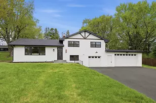 15901 W 62nd St, Eden Prairie, MN 55346 - Photo 1