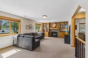 6115 Dufferin Dr, Savage, MN 55378 - Photo 14